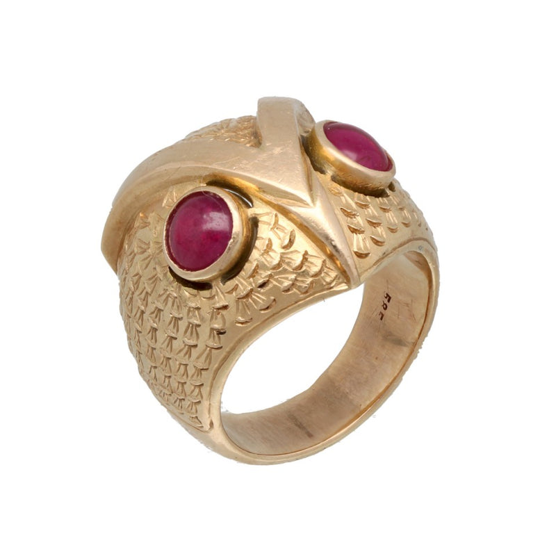 14 Krt.  Retro ring. Uil met robijnen ogen. 1