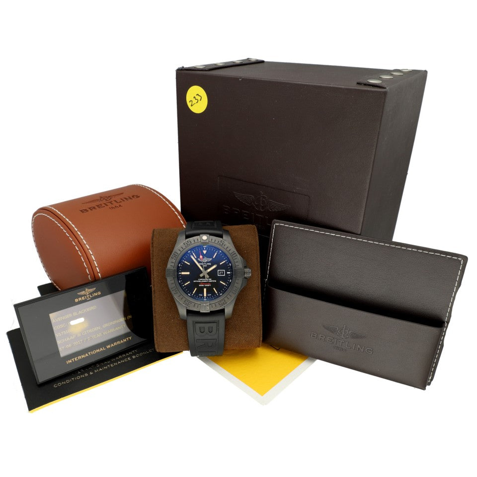 Breitling Avenger Blackbird 44 7