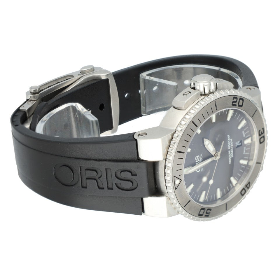 Oris Aqua Date 5