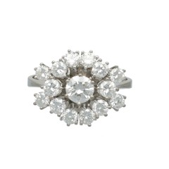 14 Krt. Entourage ring met Briljant 1.50ct